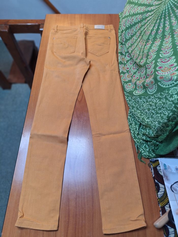 Pantalon jaune moutarde - photo numéro 2