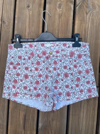 Short fleuris 38