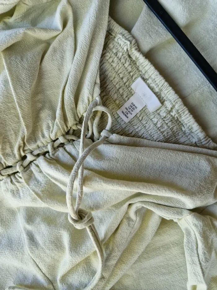 Robe H&M xs - photo numéro 5