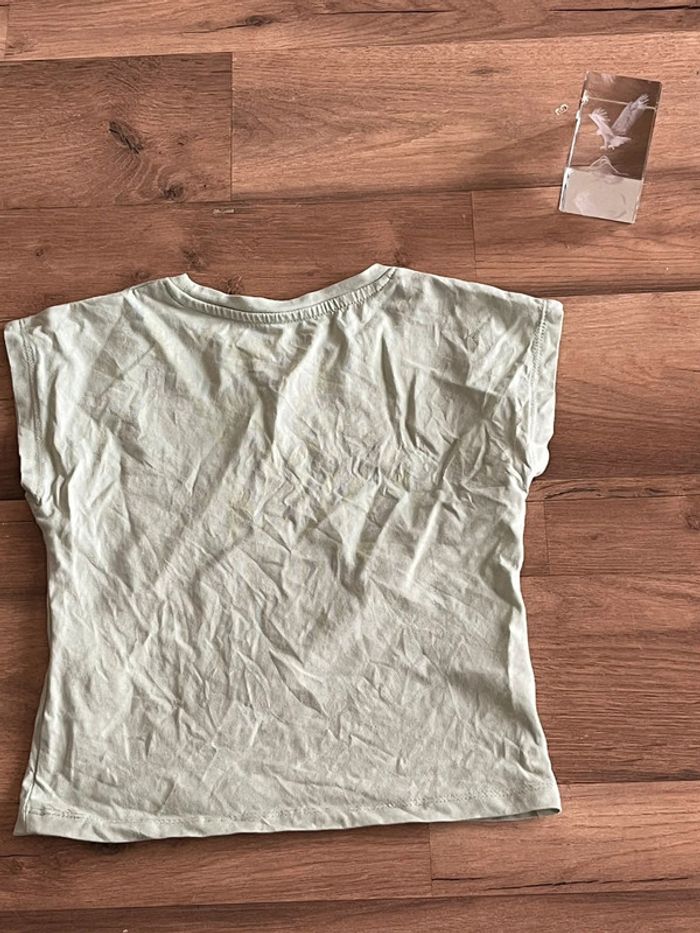 Je vend un le lot de 6 tee shirt filles taille 4 ans très bon état - photo numéro 5