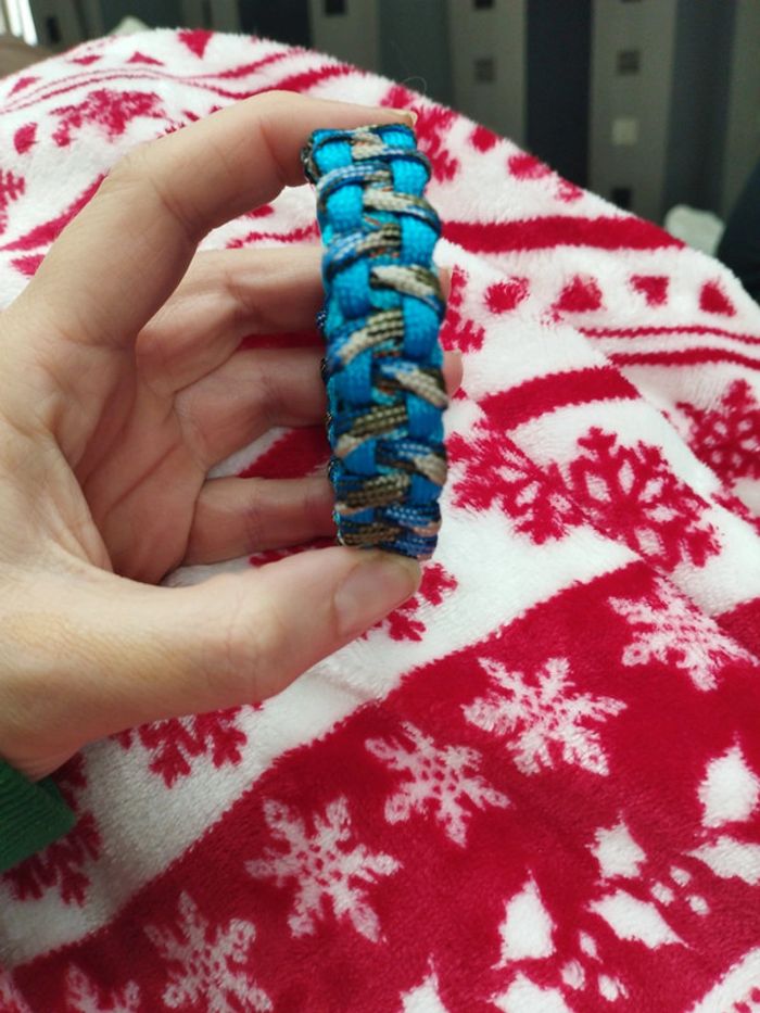 Bracelet de survie  paracorde homme  fait main - photo numéro 4