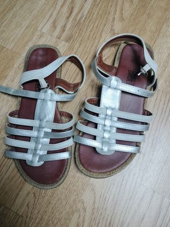 Claquettes pointure 34