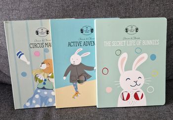 Lot 3 livres cartonnés