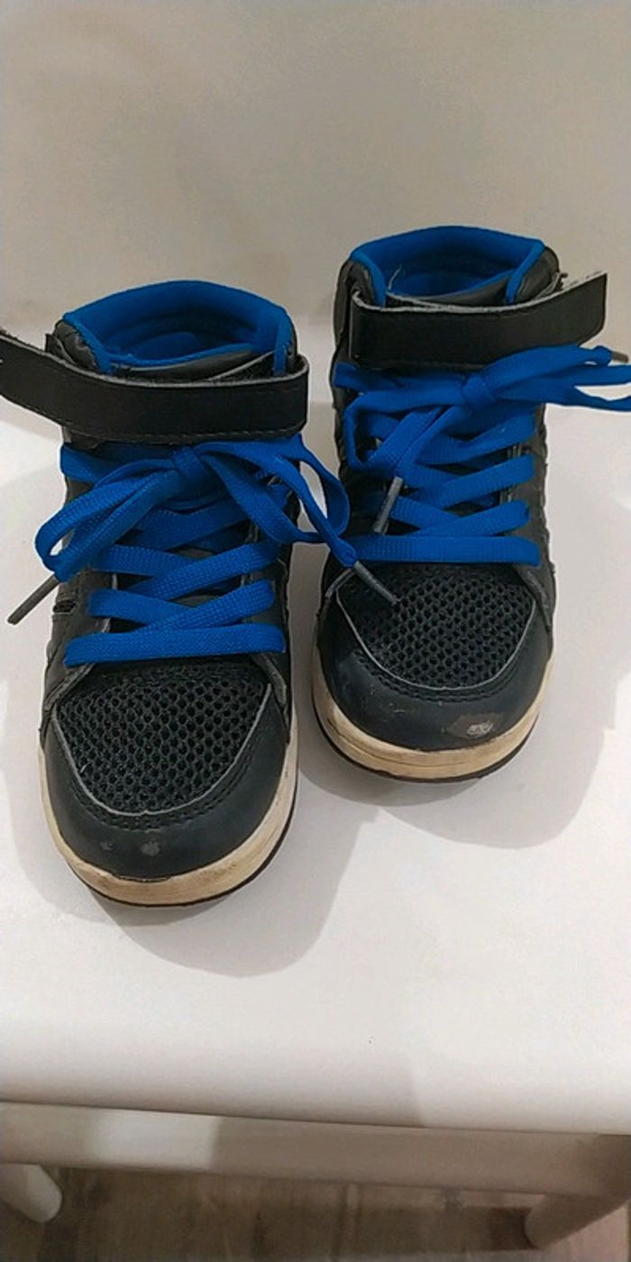 Baskets (pointure 24) - photo numéro 3