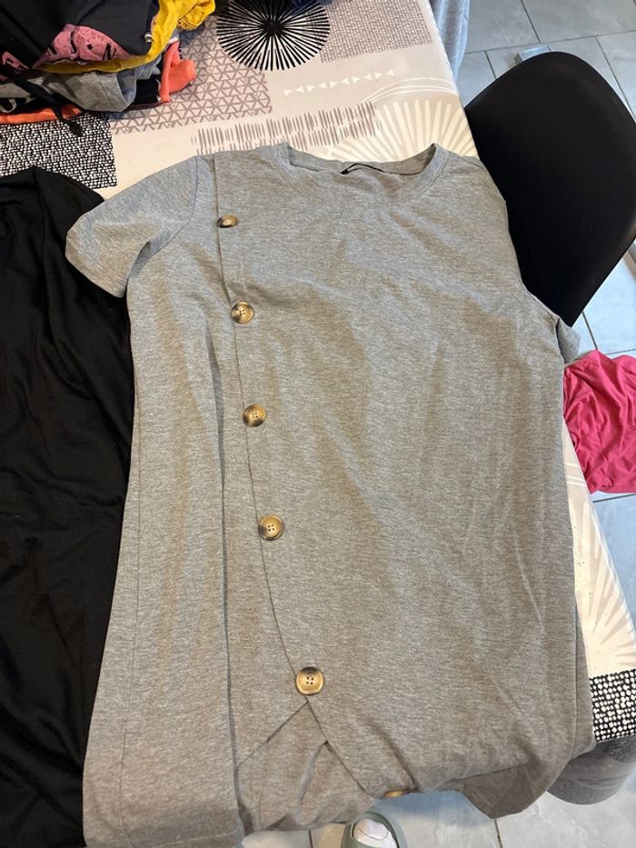3 robe tee-shirts - photo numéro 2