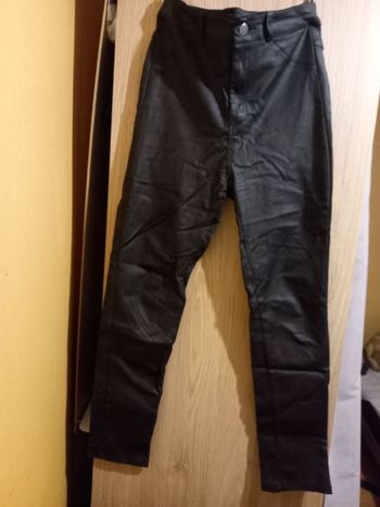 Pantalon simili cuir