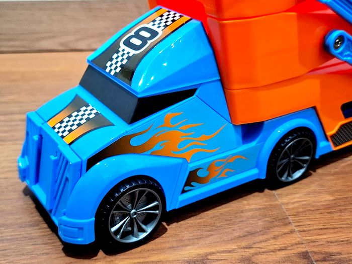 Camion Super Wheelz – transporteur + 3 véhicules - photo numéro 9