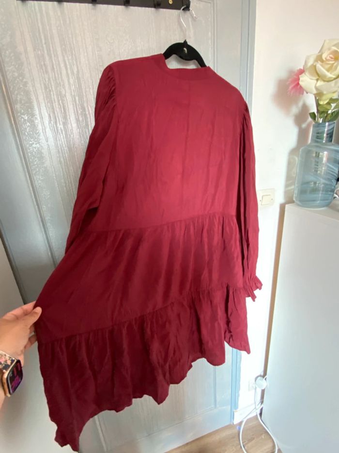 Robe bordeaux - photo numéro 2