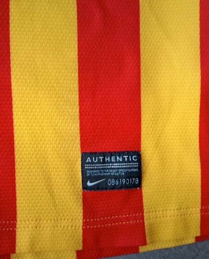 Maillot FC Barcelone enfant taille L - photo numéro 4