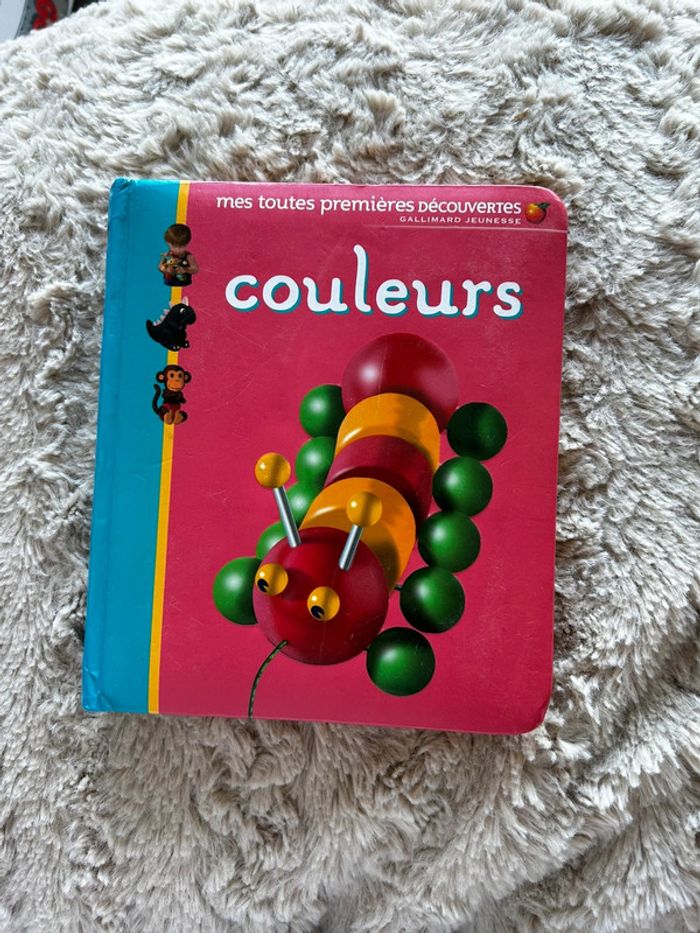 Livre « couleurs »