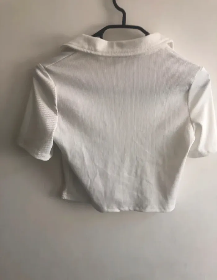Crop top Shein TBE Taille XS - photo numéro 2