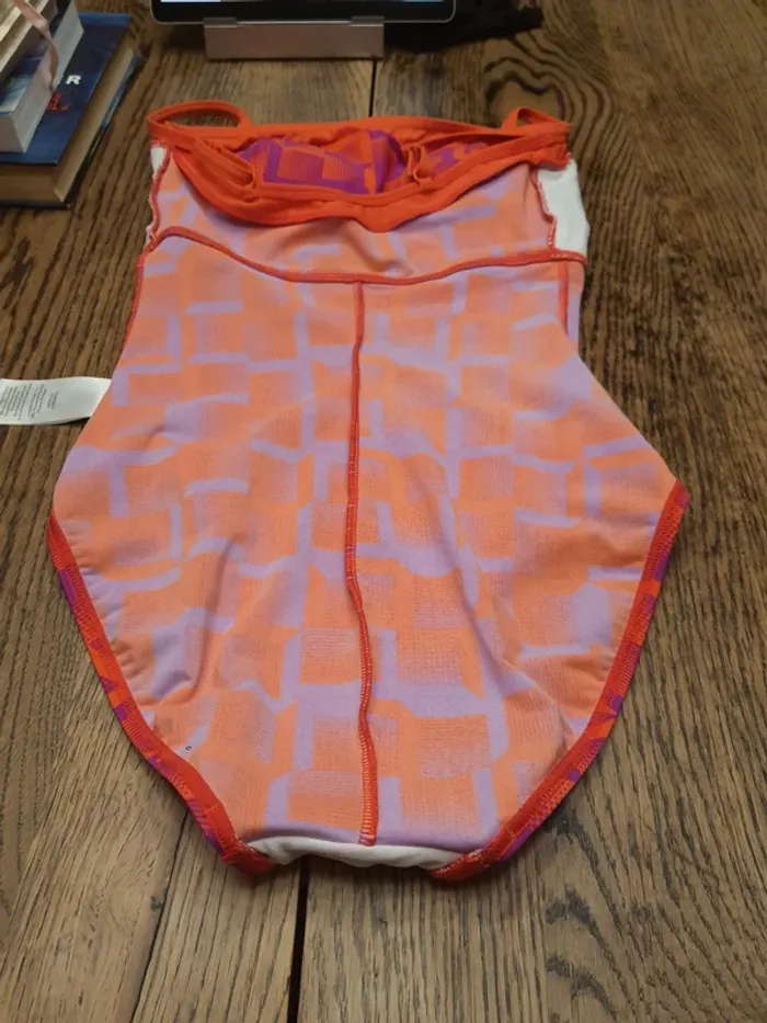 Maillot bain Speedo fr40 coussinets amovibles - photo numéro 19