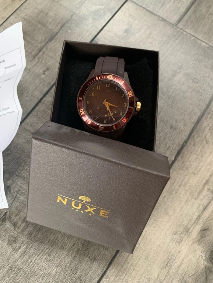 Montre - photo numéro 2