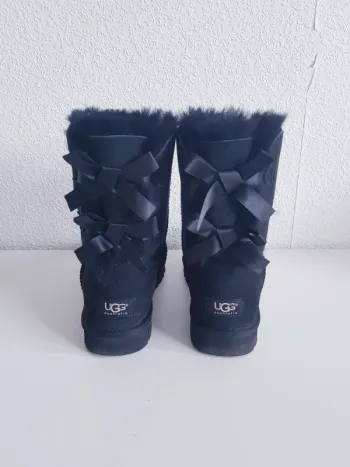 UGG - Bailey Bow - Bottes fourrées - 38 - Noires