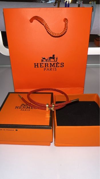 Bracelet H rouge