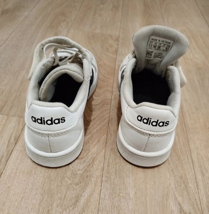 Basket Adidas - photo numéro 3