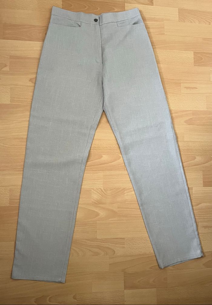 Pantalon classique pour femme - photo numéro 2