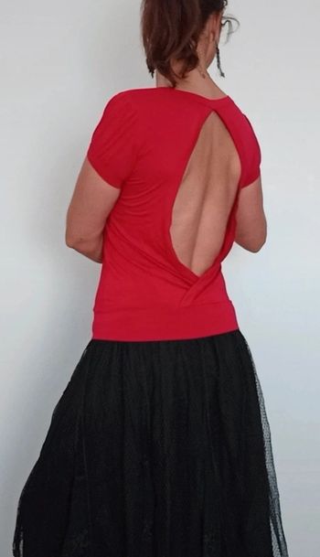 Top dos nu et décolleté rouge taille 36