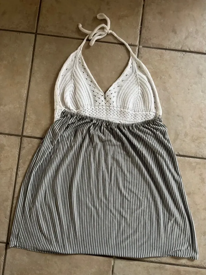 Haut avec dentelle taille 40 - photo numéro 2