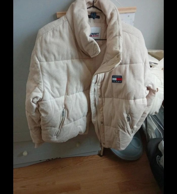 Jolie doudoune tommy jeans beige taille M - photo numéro 2