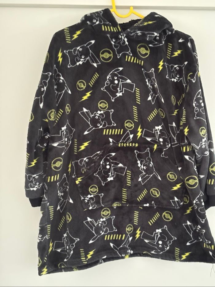 Poncho Pokémon