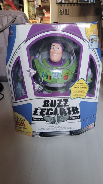 Buzz l'éclair collection signature  TBE