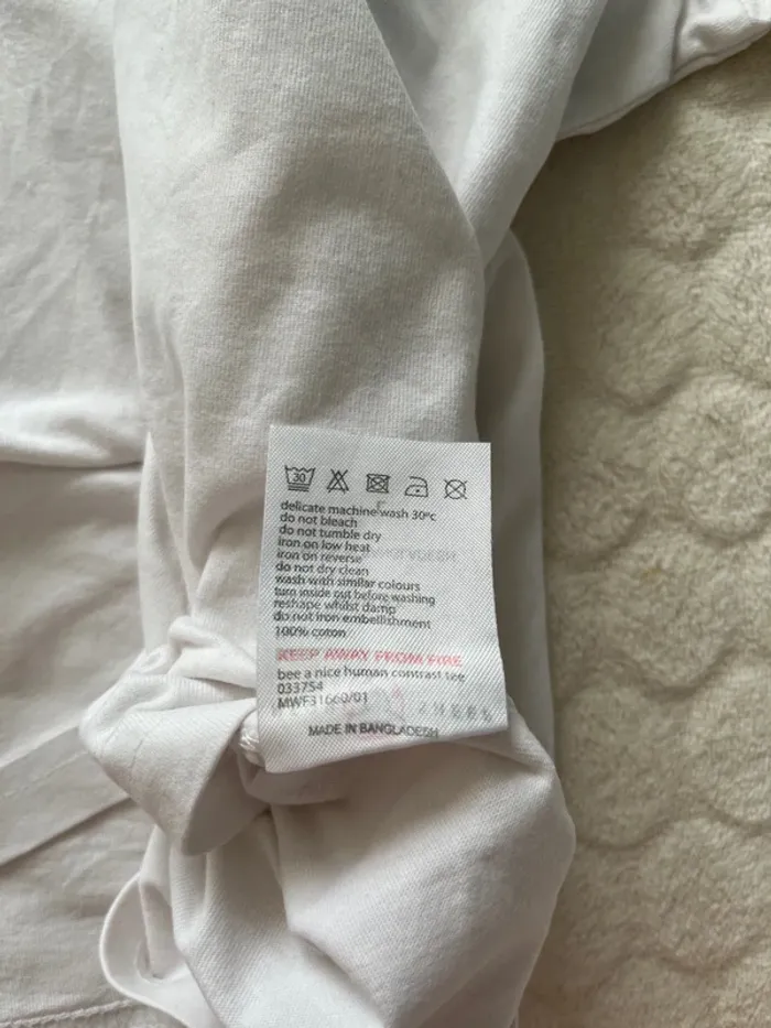 T-shirt « bee a nice humain » - photo numéro 6