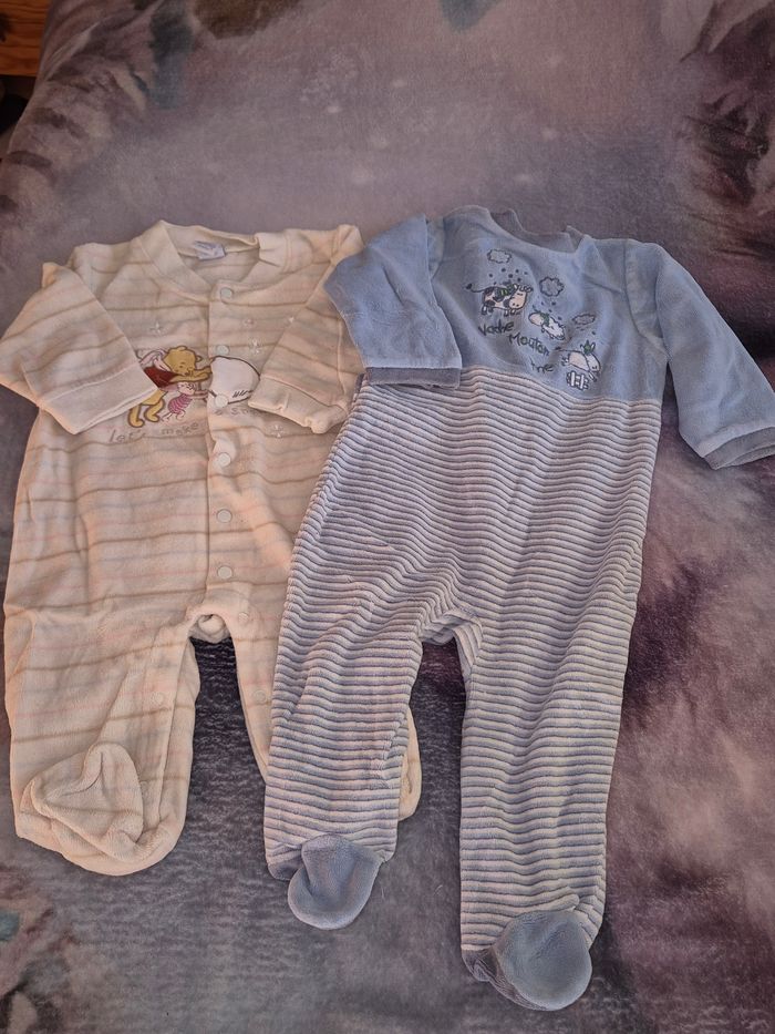Lot de 2vpyjamas