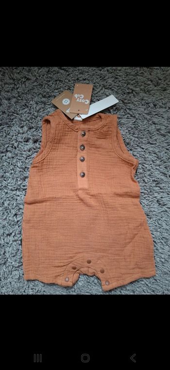 Lot de combishort et salopette