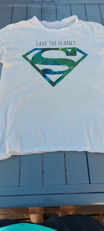T shirt superman taille M