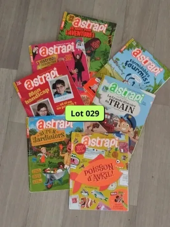 Lot de 7 magazines Astrapi année 2021 L029