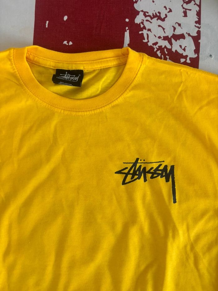 T-shirt Stussy Rework taille M/L jaune moutarde as de pique noir - photo numéro 2