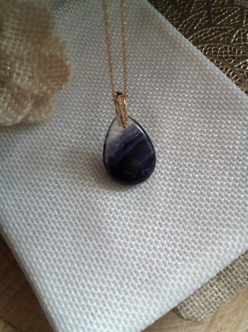Collier avec pierre de fluorine naturelle