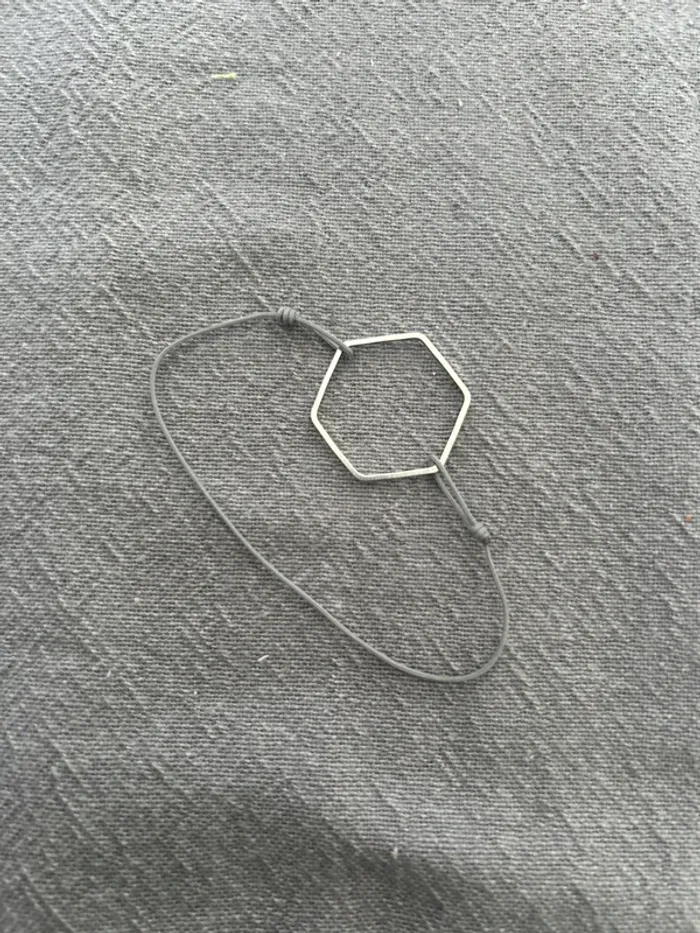 Bracelet gris réglable