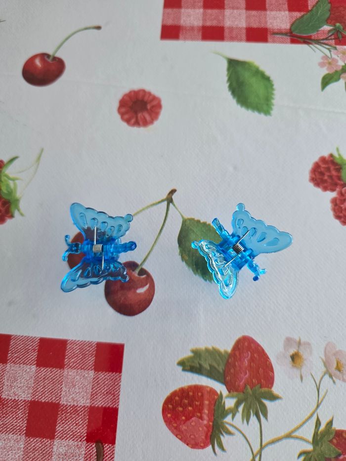 MOYENNE PINCE PAPILLONS 🦋 🦋 BLEU TURQUOISE - photo numéro 2