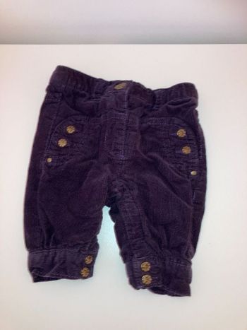 pantalon côtelé aubergine 1 mois