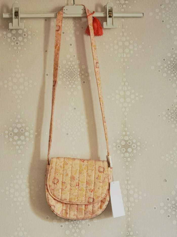D1668 - petit sac pour fille