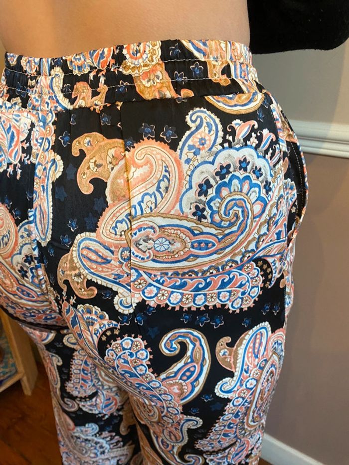 Très joli pantalon imprimé pour extérieur ou intérieur - photo numéro 7