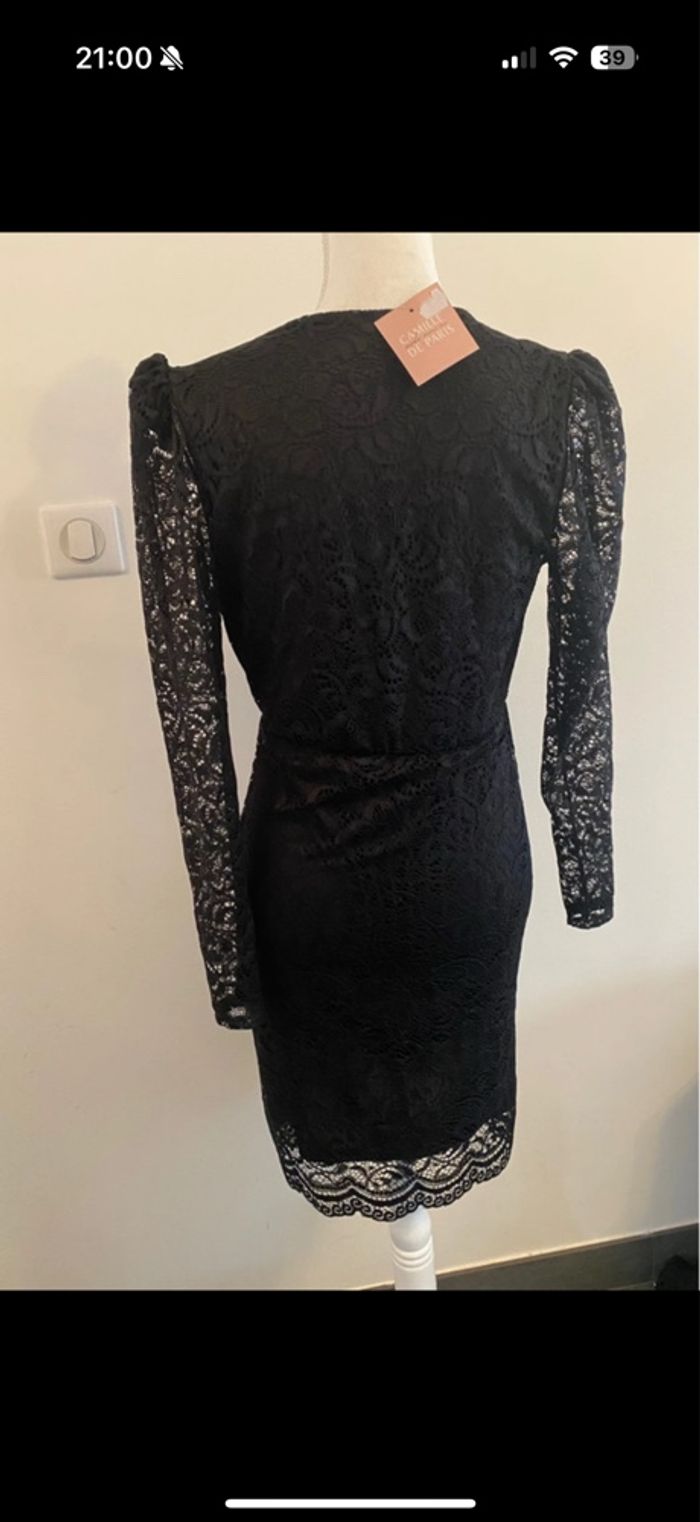 robe noire en dentelle neuf Camille de Paris T 36 - photo numéro 2