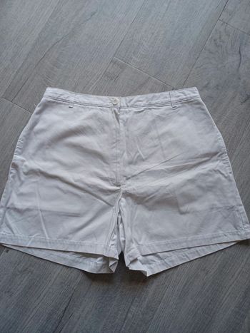 Short femme blanc