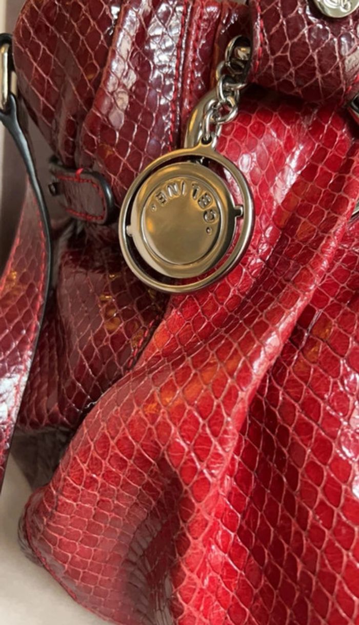 Sac Céline "Pillow Small" Ruby – Très bon état – Cuir verni effet reptile - photo numéro 6