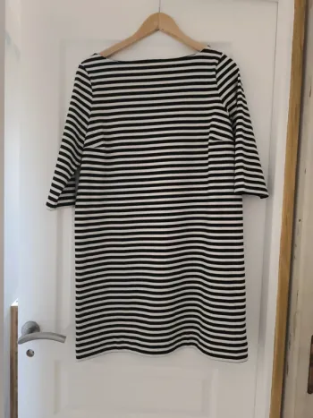 Robe manches 3/4