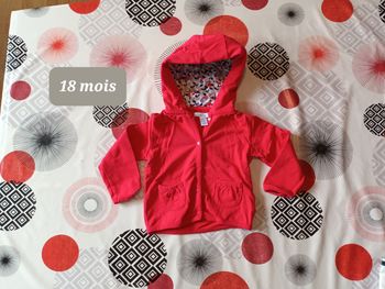 Gilet sweat 🍎 taille 18 mois