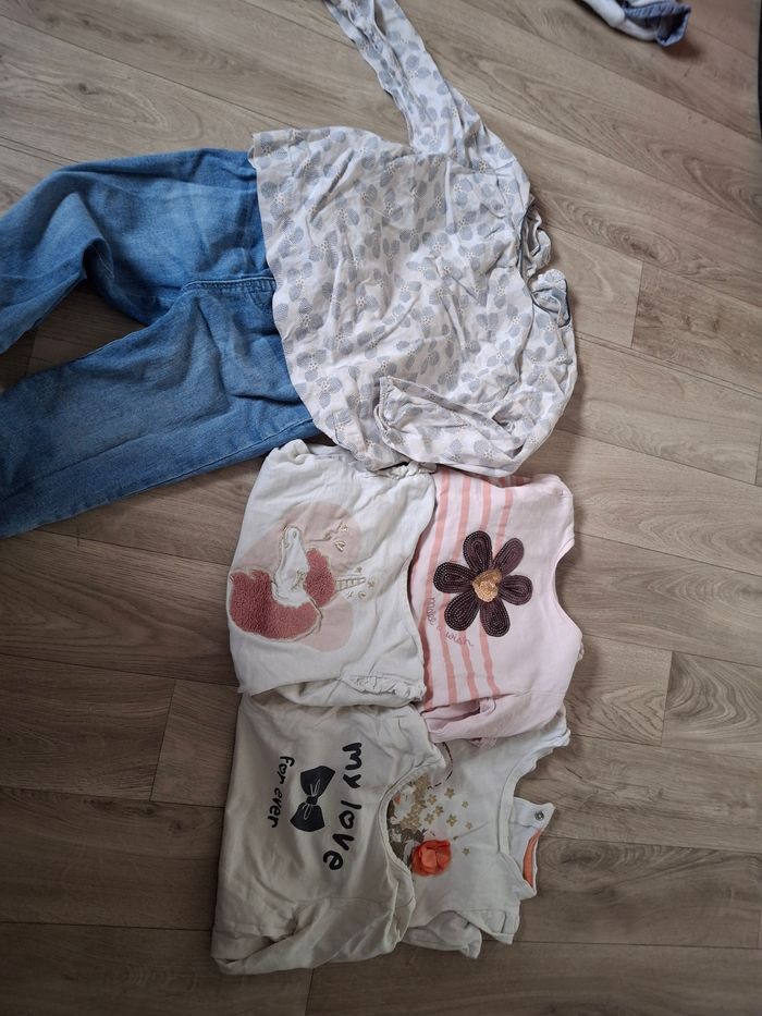 Lots de vetement fille 18 mois - photo numéro 5