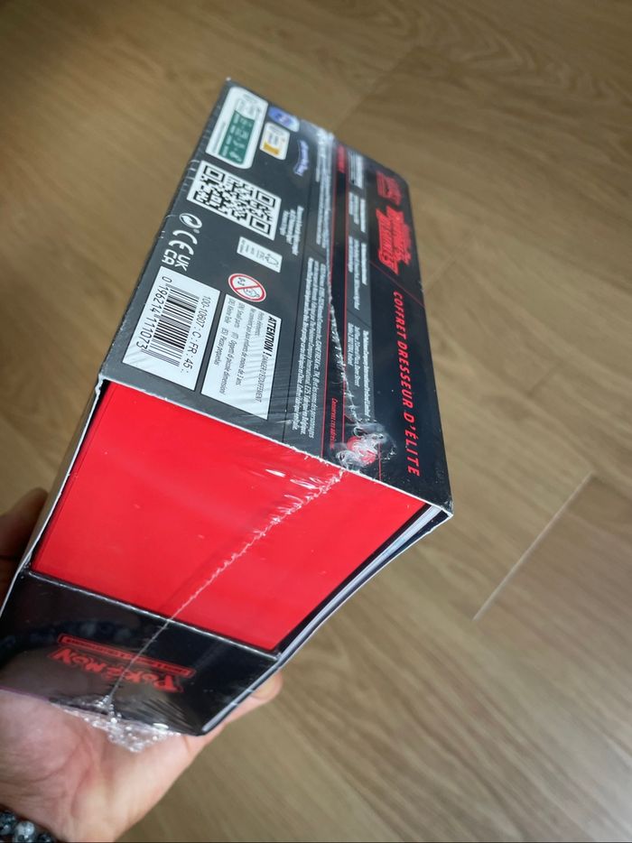 Etb coffret dresseur d'élite ev10 rivalités destinées - photo numéro 2