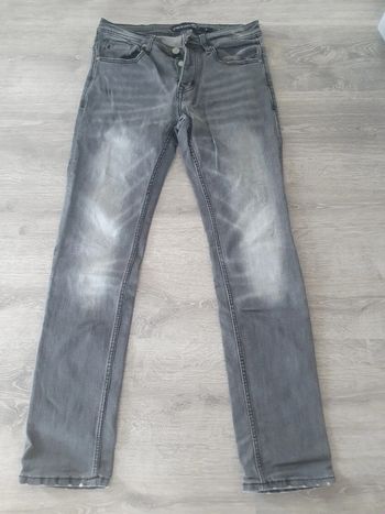 Jeans gris taille 42