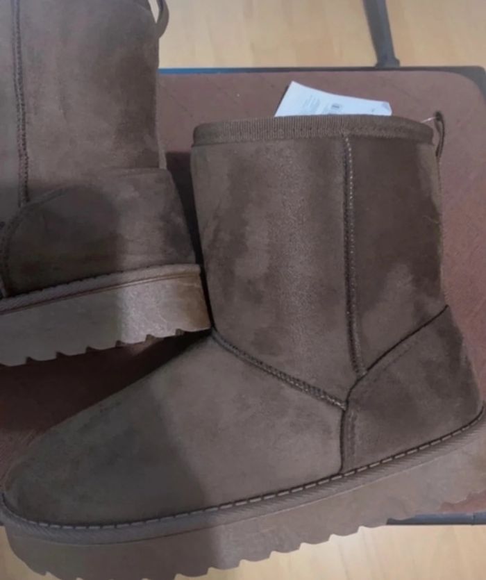 Bottines marrons effet daim 🍭🍭 - photo numéro 2