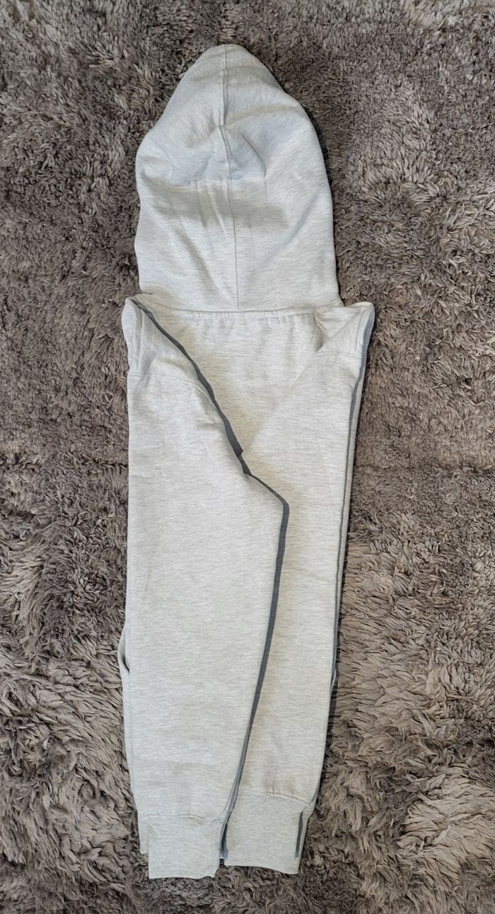 🔥 Magnifique Sweat à Capuche Carhartt Rework – Gris – Taille M – Neuf 🔥 - photo numéro 6