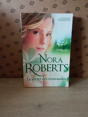 🌿 Le Secret des Émeraudes – Nora Roberts