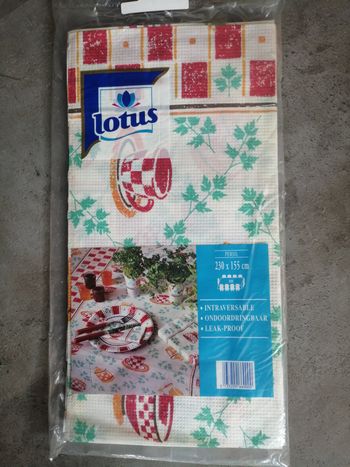 nappe 230 x 155 cm Lotus Neuve